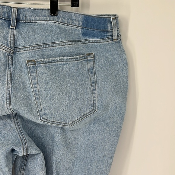 Abercrombie & Fitch 90’s high rise straight curve love jeans 22 short - Picture 5 of 6